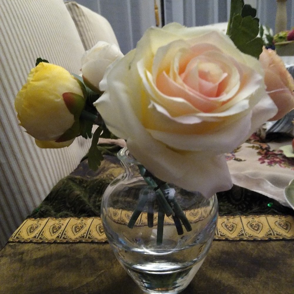 Crystal Bud Vase 🏵️🌺🌿